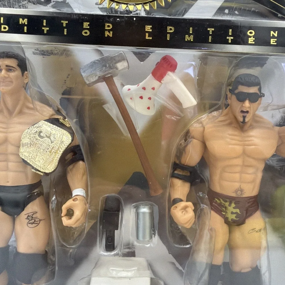 WWE Randy Orton Batista Action Figures Jakks Classic Superstars Accessories
